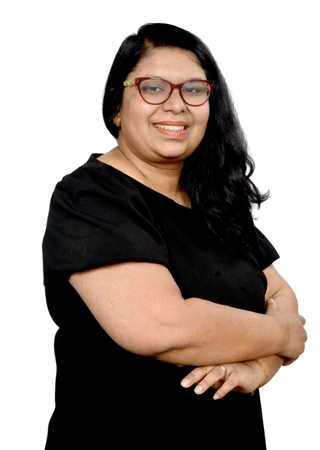 Lincy Gomez-Fernandes, Immigration Case Manager at Rathod Law Firm